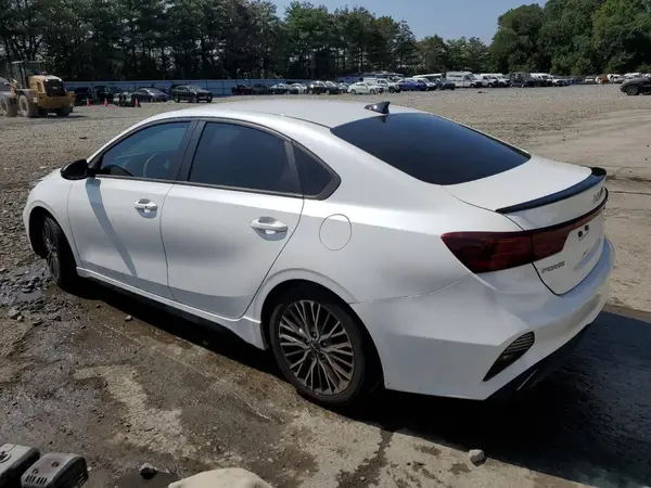 3KPF54AD3NE494292 2022 KIA FORTE - Image 2