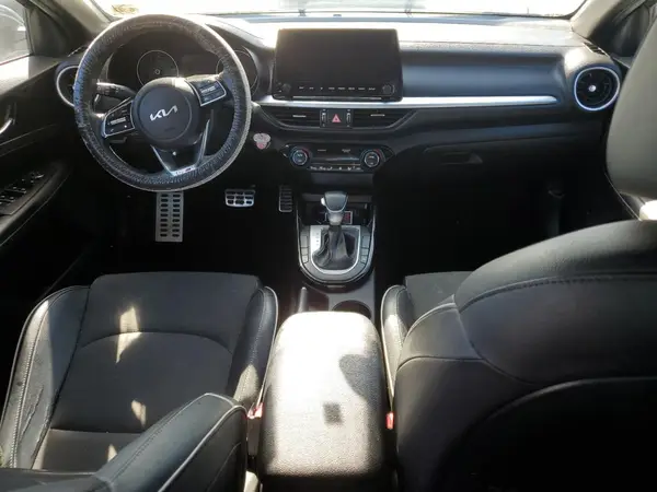 3KPF54AD3NE494292 2022 KIA FORTE - Image 8