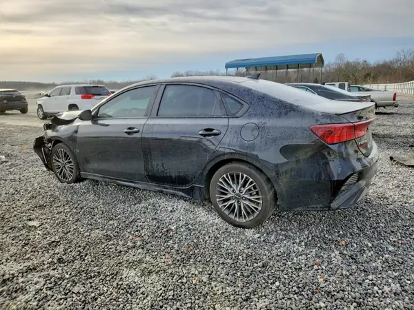 3KPF54AD3NE498097 2022 KIA FORTE - Image 2
