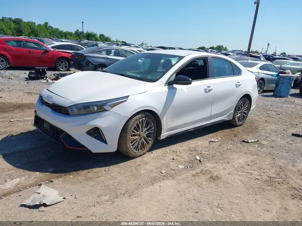 3KPF54AD3NE499346 2022 KIA FORTE - Image 2