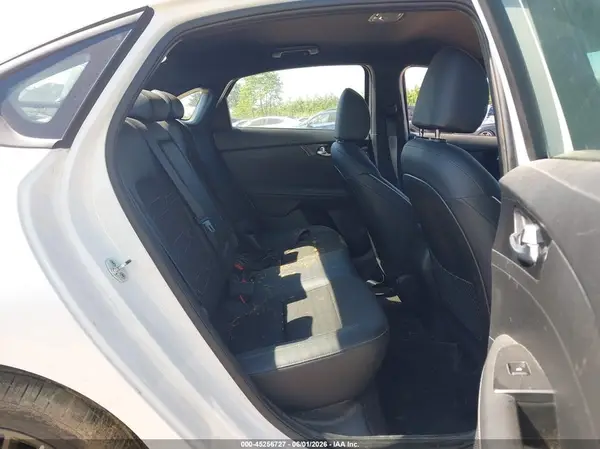 3KPF54AD3NE499346 2022 KIA FORTE - Image 8