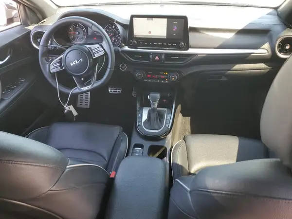 3KPF54AD3NE503010 2022 KIA FORTE - Image 8