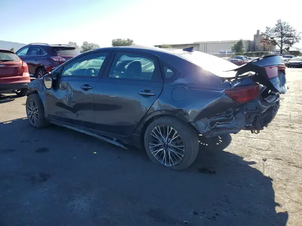 3KPF54AD3NE505789 2022 KIA FORTE - Image 2