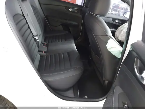 3KPF54AD3PE513331 2023 KIA FORTE - Image 8