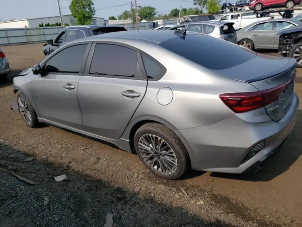 3KPF54AD3PE516245 2023 KIA FORTE - Image 2