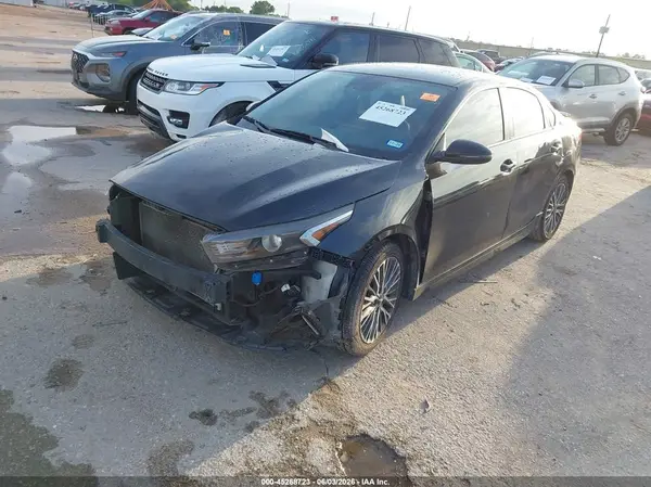 3KPF54AD3PE516925 2023 KIA FORTE - Image 2