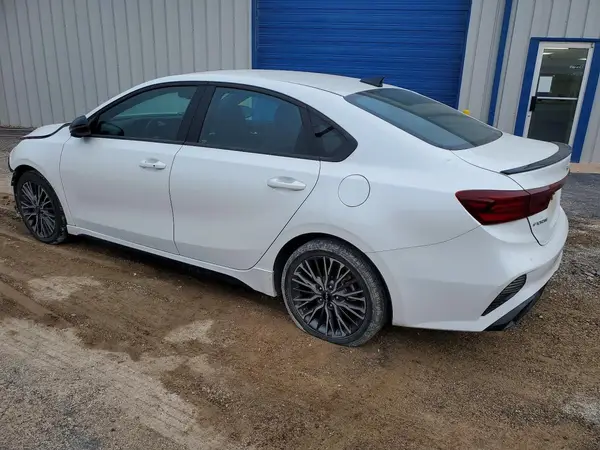 3KPF54AD3PE517878 2023 KIA FORTE - Image 2