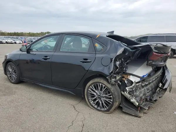 3KPF54AD3PE520800 2023 KIA FORTE - Image 2