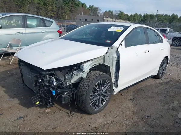 3KPF54AD3PE522207 2023 KIA FORTE - Image 2