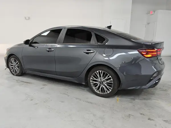 3KPF54AD3PE522238 2023 KIA FORTE - Image 2