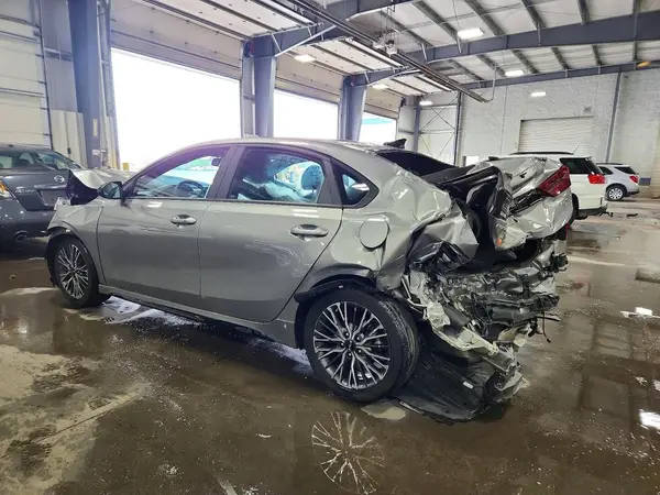 3KPF54AD3PE523938 2023 KIA FORTE - Image 2