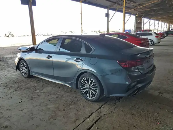 3KPF54AD3PE528105 2023 KIA FORTE - Image 2