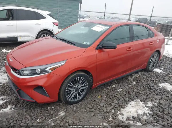 3KPF54AD3PE528394 2023 KIA FORTE - Image 2