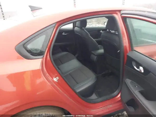 3KPF54AD3PE528394 2023 KIA FORTE - Image 8