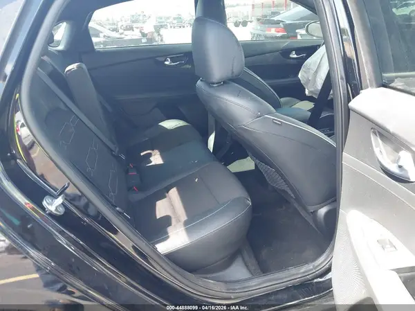 3KPF54AD3PE530632 2023 KIA FORTE - Image 8