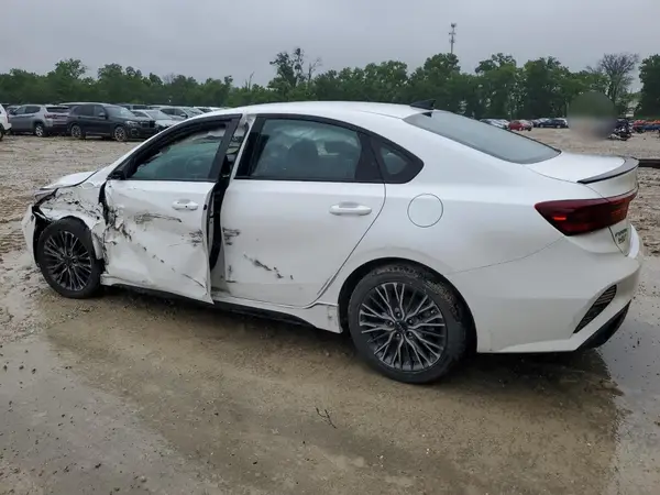 3KPF54AD3PE534017 2023 KIA FORTE - Image 2