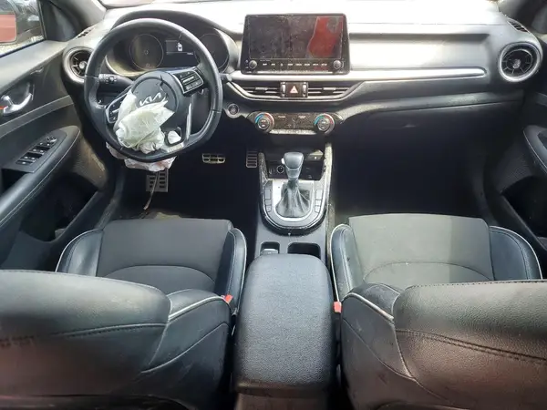 3KPF54AD3PE539704 2023 KIA FORTE - Image 8