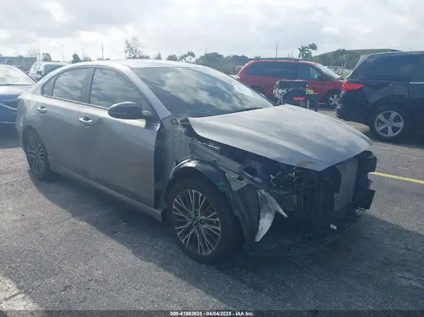 3KPF54AD3PE543350 2023 KIA FORTE - Image 1