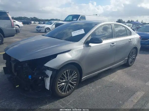 3KPF54AD3PE543350 2023 KIA FORTE - Image 2