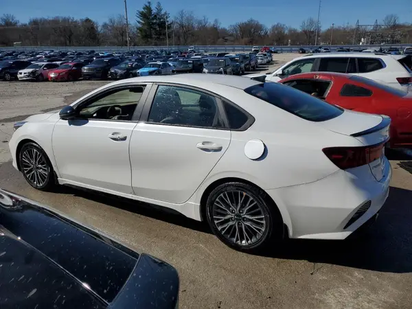 3KPF54AD3PE545339 2023 KIA FORTE - Image 2