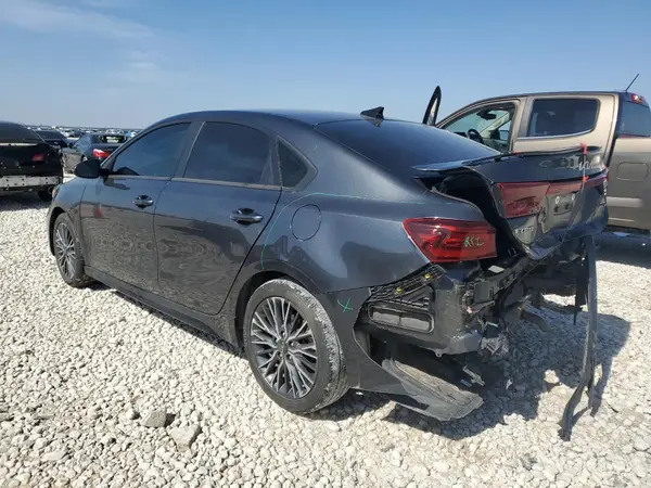 3KPF54AD3PE548435 2023 KIA FORTE - Image 2
