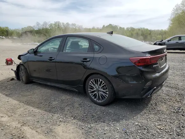 3KPF54AD3PE557555 2023 KIA FORTE - Image 2