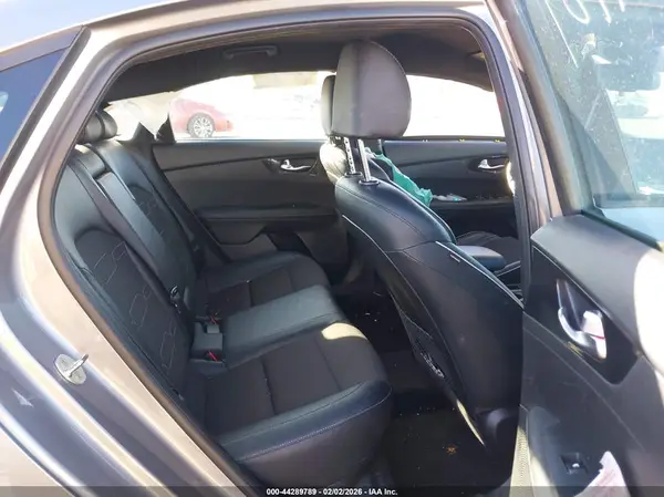 3KPF54AD3PE565476 2023 KIA FORTE - Image 8