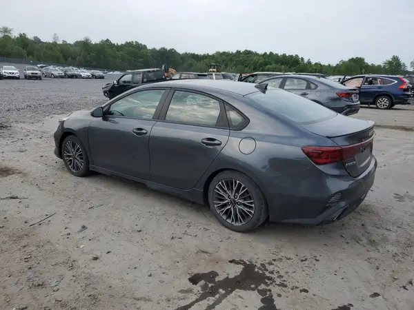 3KPF54AD3PE579555 2023 KIA FORTE - Image 2