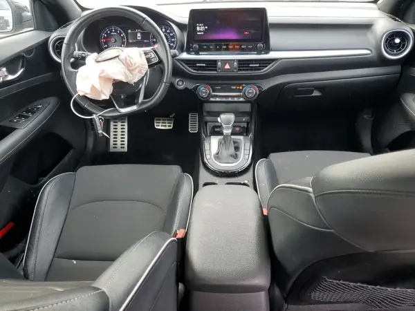 3KPF54AD3PE579555 2023 KIA FORTE - Image 8