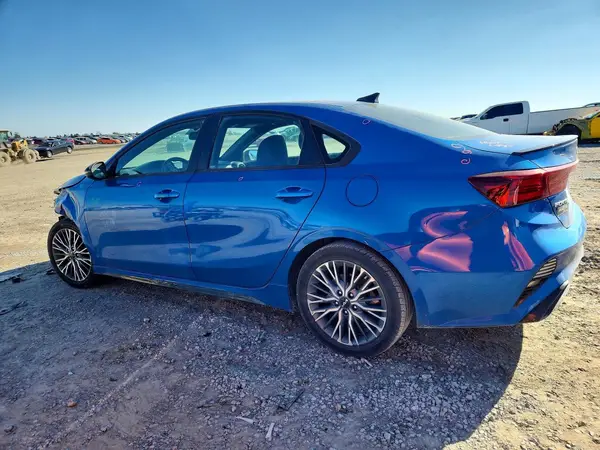 3KPF54AD3PE586845 2023 KIA FORTE - Image 2