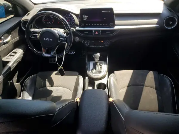 3KPF54AD3PE593875 2023 KIA FORTE - Image 8