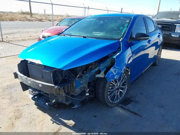 3KPF54AD3PE597392 2023 KIA FORTE - Image 2