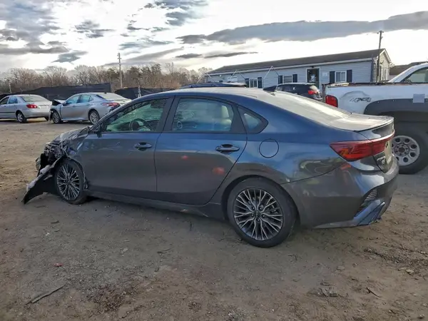 3KPF54AD3PE600887 2023 KIA FORTE - Image 2