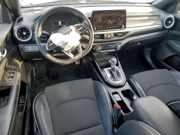 3KPF54AD3PE600887 2023 KIA FORTE - Image 8