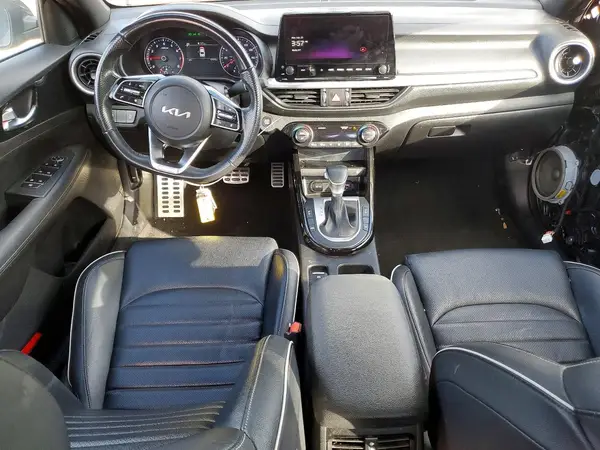 3KPF54AD3PE606768 2023 KIA FORTE - Image 8