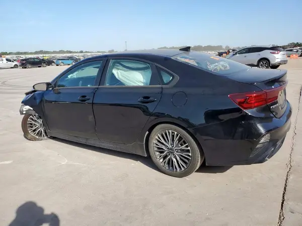 3KPF54AD3PE610321 2023 KIA FORTE - Image 2