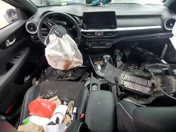 3KPF54AD3PE615809 2023 KIA FORTE - Image 8