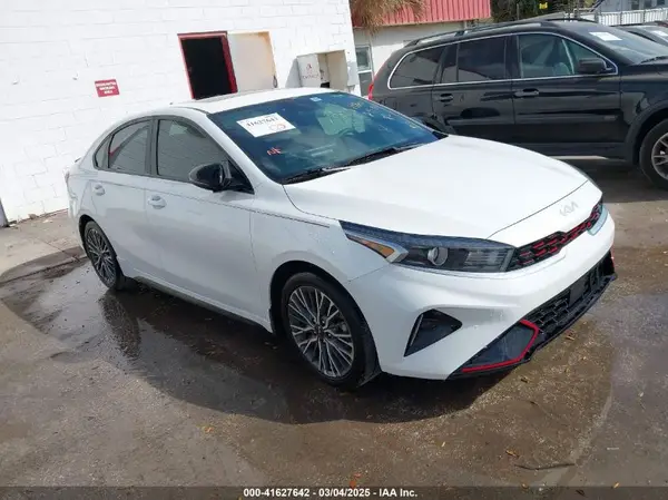 3KPF54AD3PE619066 2023 KIA FORTE - Image 1