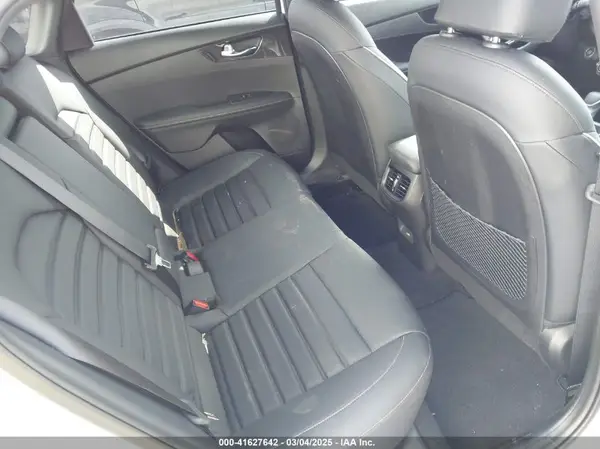 3KPF54AD3PE619066 2023 KIA FORTE - Image 8