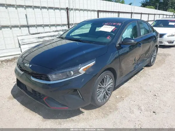 3KPF54AD3PE619424 2023 KIA FORTE - Image 2