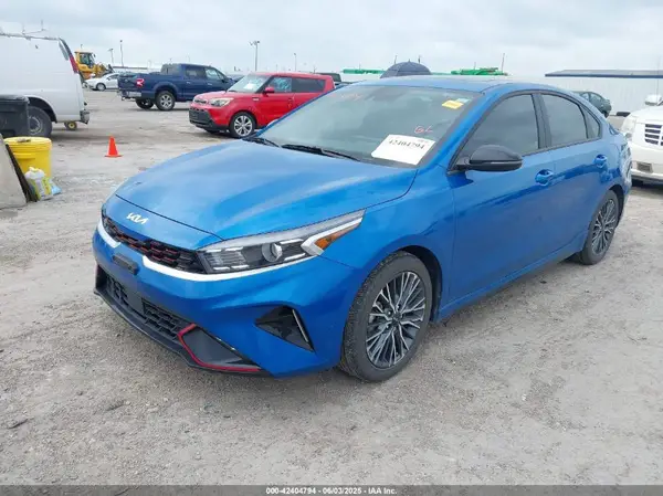 3KPF54AD3PE623845 2023 KIA FORTE - Image 2
