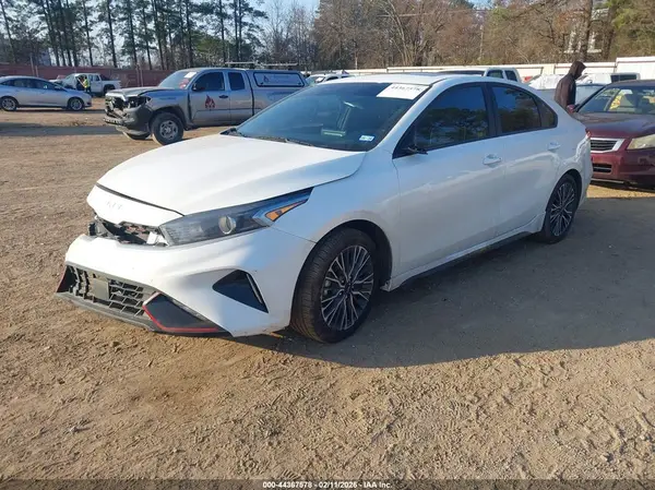 3KPF54AD3PE634988 2023 KIA FORTE - Image 2