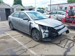 3KPF54AD3PE641178 2023 KIA FORTE