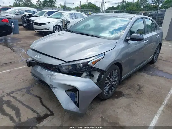 3KPF54AD3PE641178 2023 KIA FORTE - Image 2