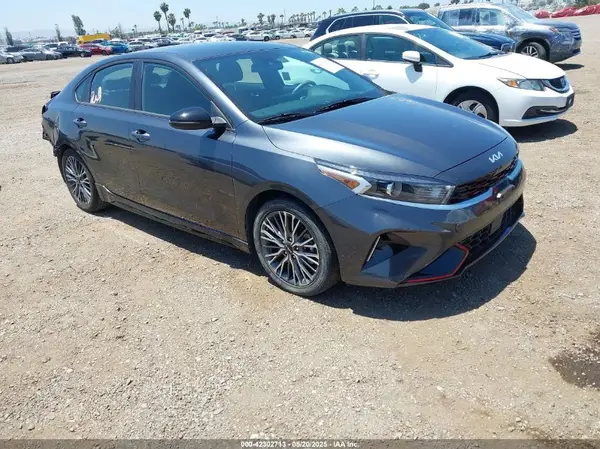 3KPF54AD3PE657798 2023 KIA FORTE - Image 1