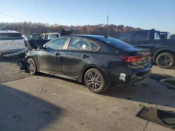 3KPF54AD3PE666372 2023 KIA FORTE - Image 2