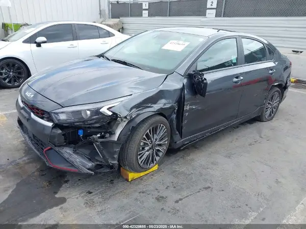 3KPF54AD3PE666565 2023 KIA FORTE - Image 2