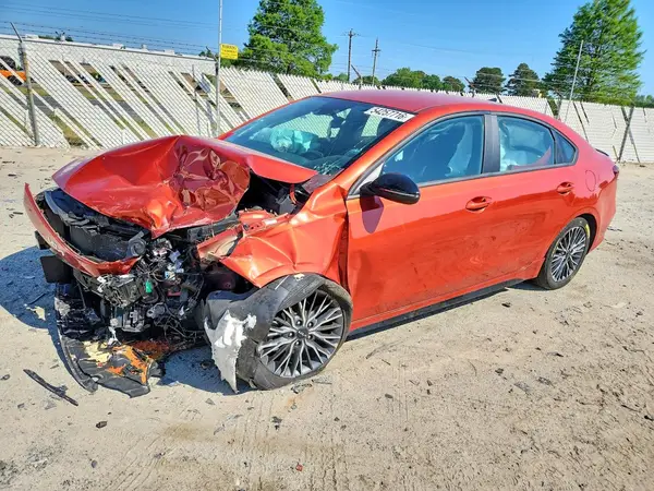 3KPF54AD3PE666632 2023 KIA FORTE - Image 1