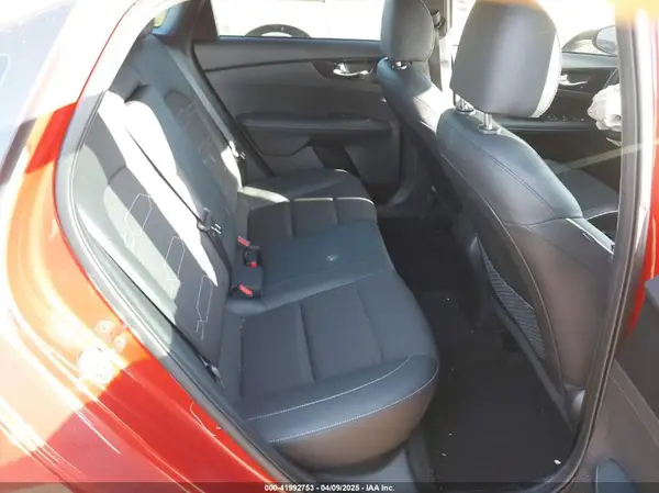 3KPF54AD3PE669899 2023 KIA FORTE - Image 8