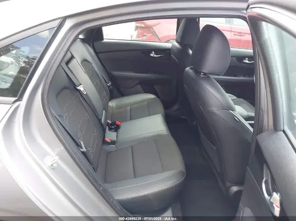 3KPF54AD3PE673029 2023 KIA FORTE - Image 8